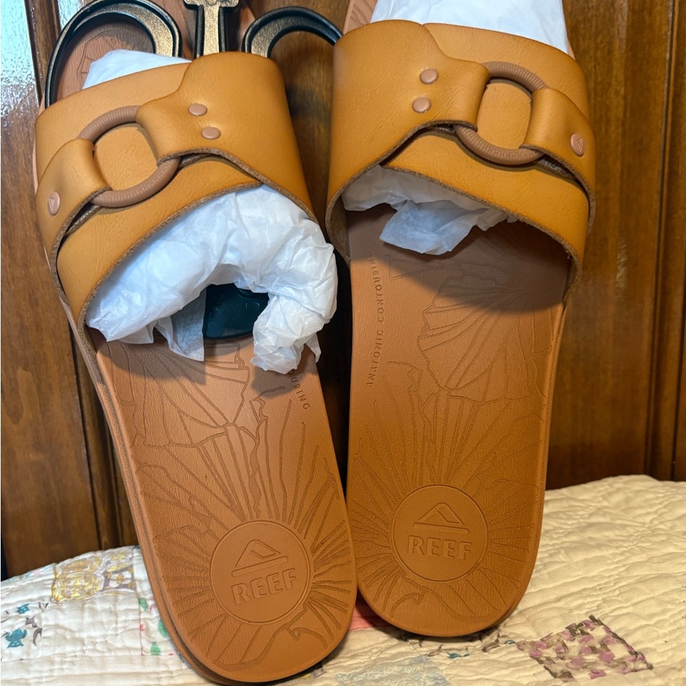 Reef Cushion Soho Cruz Sandals color natural - Picture 6 of 8